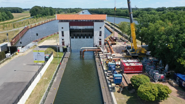 Eefde sluis die open staat